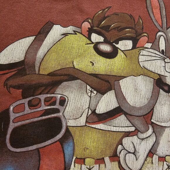 Vintage Looney Tunes Taz Bugs Warner Bros Football Single Stitch T-Shirt XL 90s - Picture 4 of 8